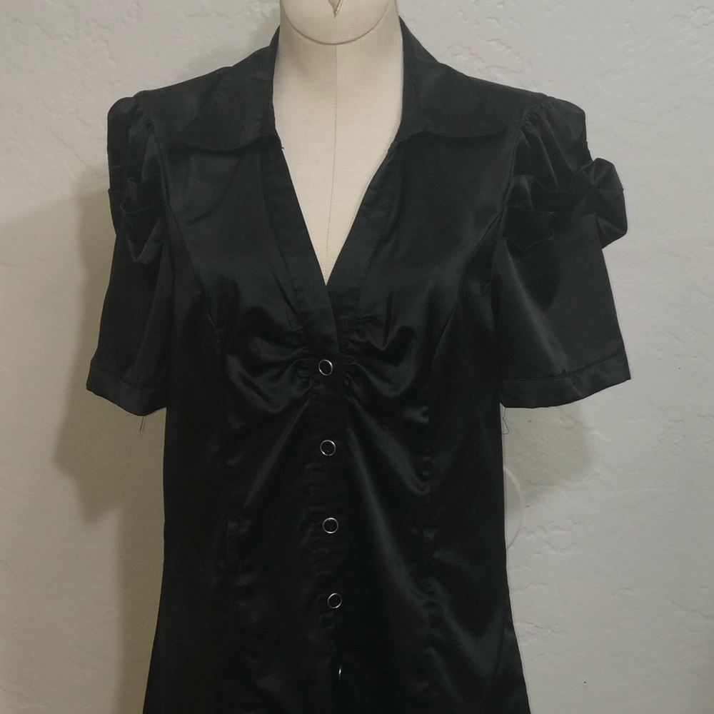 Black Satin Size:XL Front Button Top